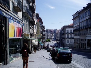 Rua dos Clérigos - view east